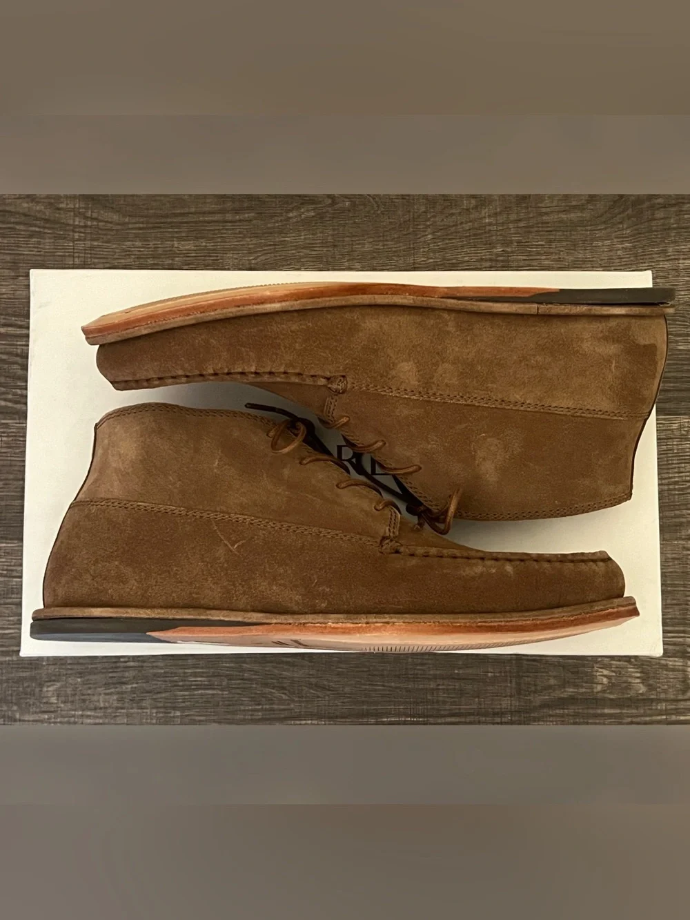 Banana Republic Italian Suede Chukka Boots Men’s Size-9